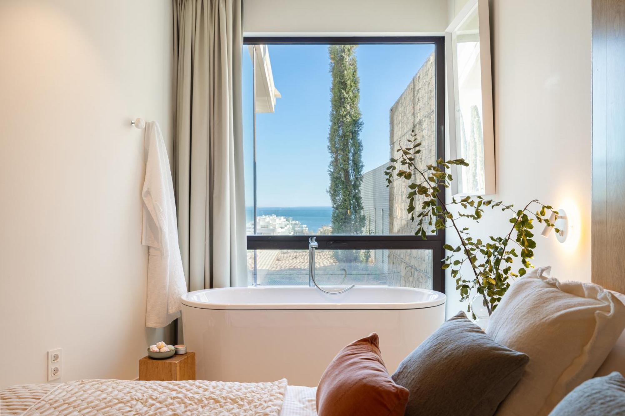 Leiro Residences Фуeнхирола Екстериор снимка