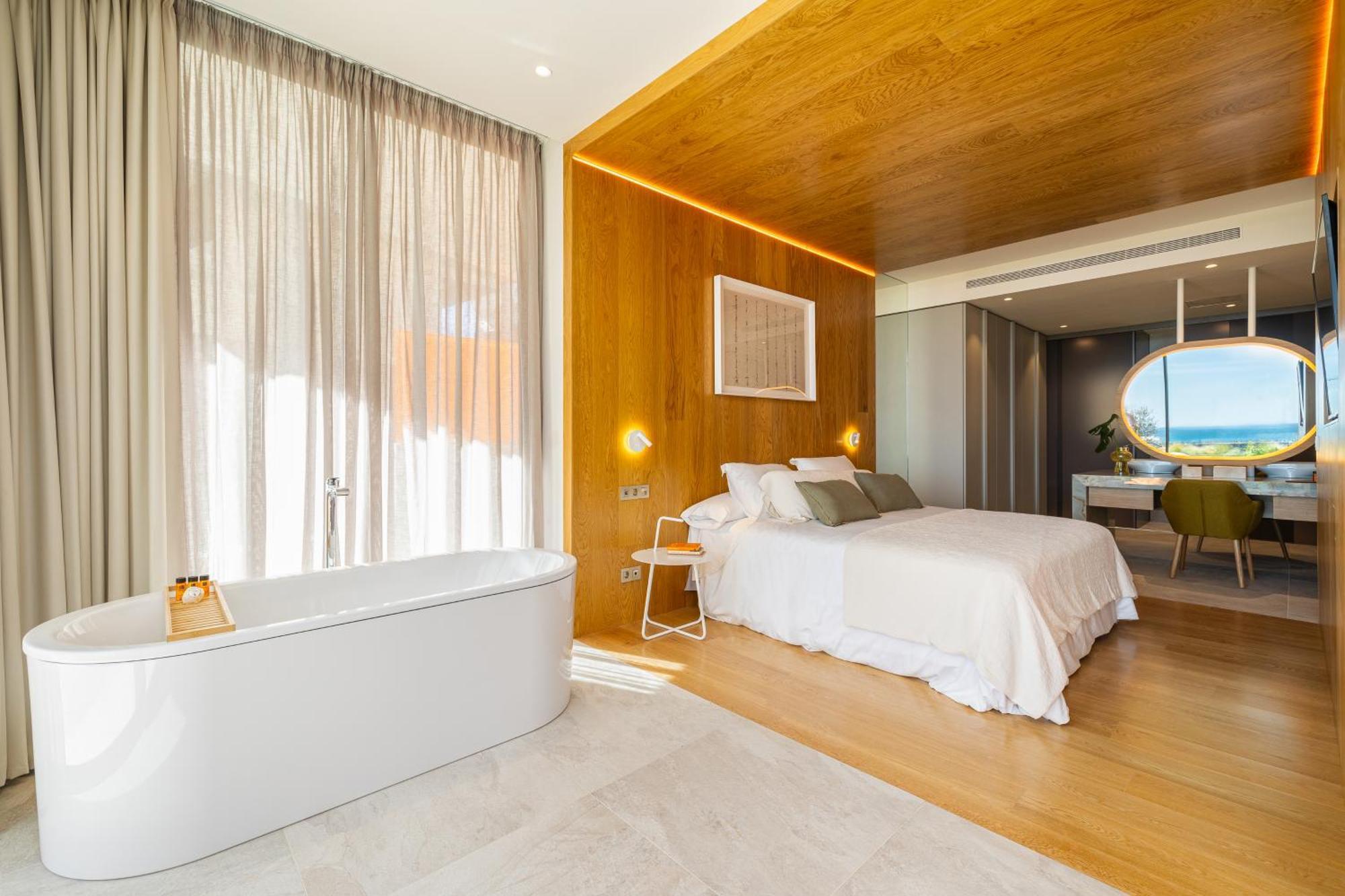 Leiro Residences Фуeнхирола Екстериор снимка