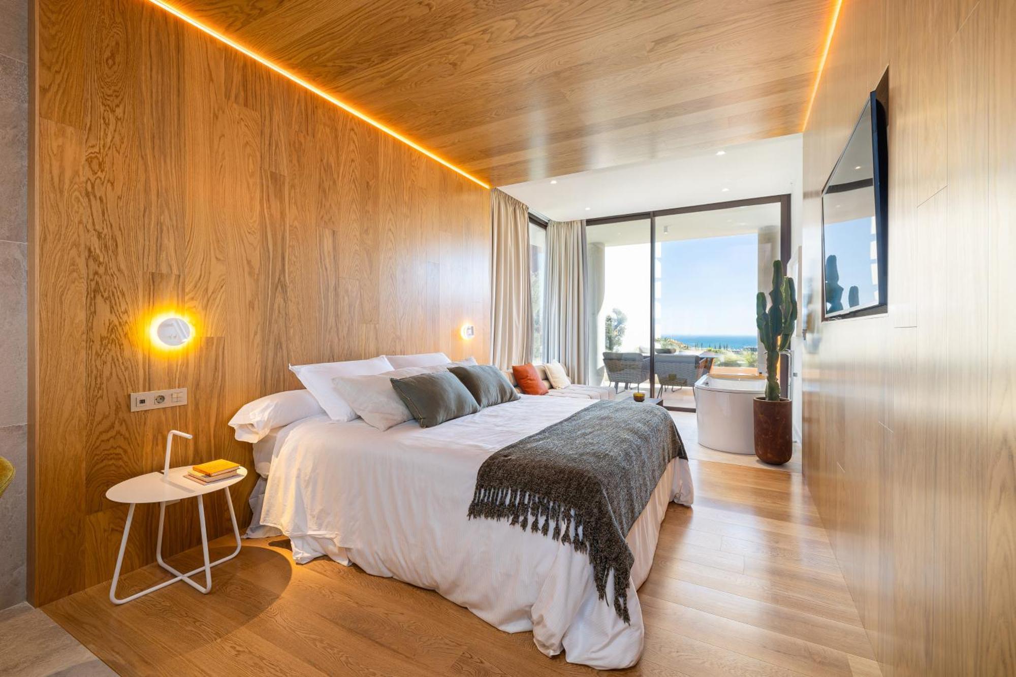 Leiro Residences Фуeнхирола Екстериор снимка