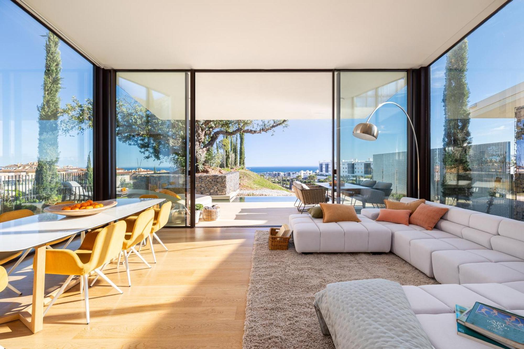 Leiro Residences Фуeнхирола Екстериор снимка